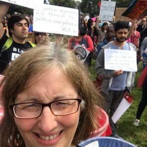 Meet your Posher, Sandy